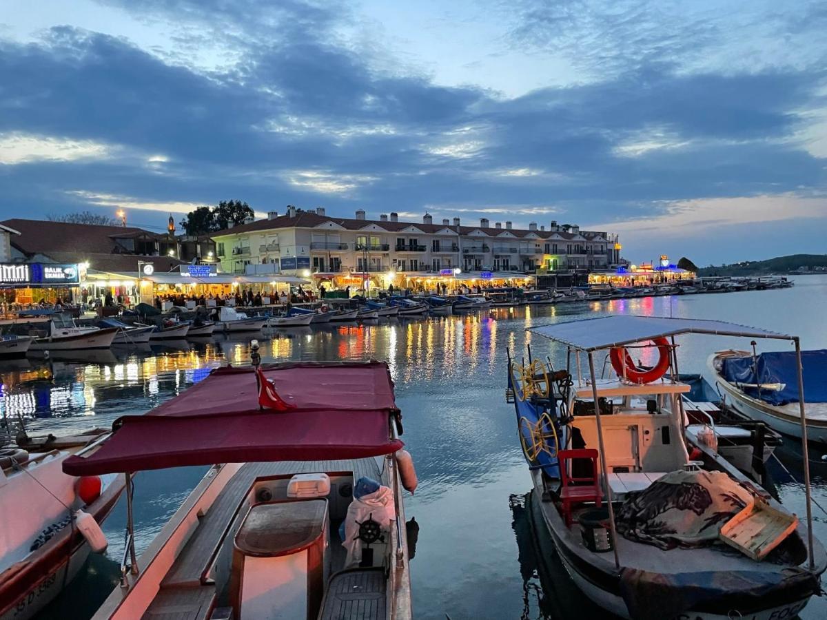 Palmiye Konuk Evi Foça Eksteriør billede